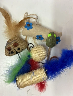 JUGUETE GATOS VARIOS