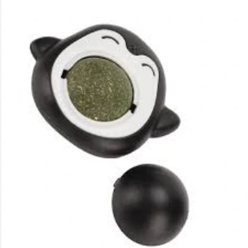 PELOTA CATNIP PARED PINGUINO